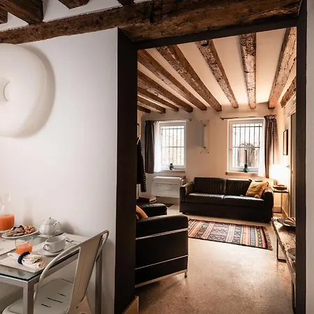 Boutique House *